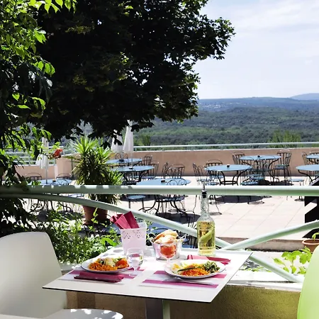 Belambra Clubs Montpezat - Le Verdon 3* مونتاينا